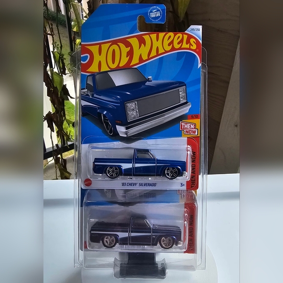 Hot Wheels 83 Chevy Silverado STH - Picture 2 of 5